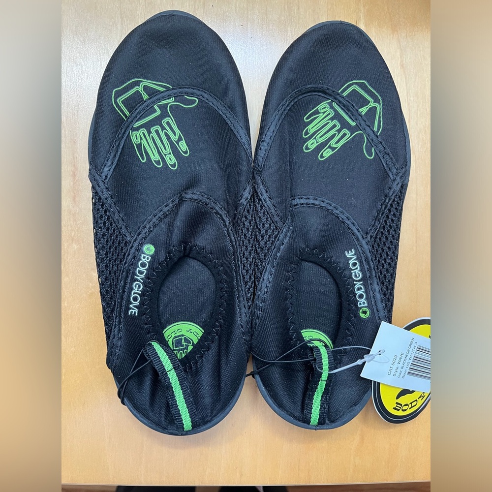 BODY GLOVE BLACK  WATER SHOES Size US YOUTH3 NWT